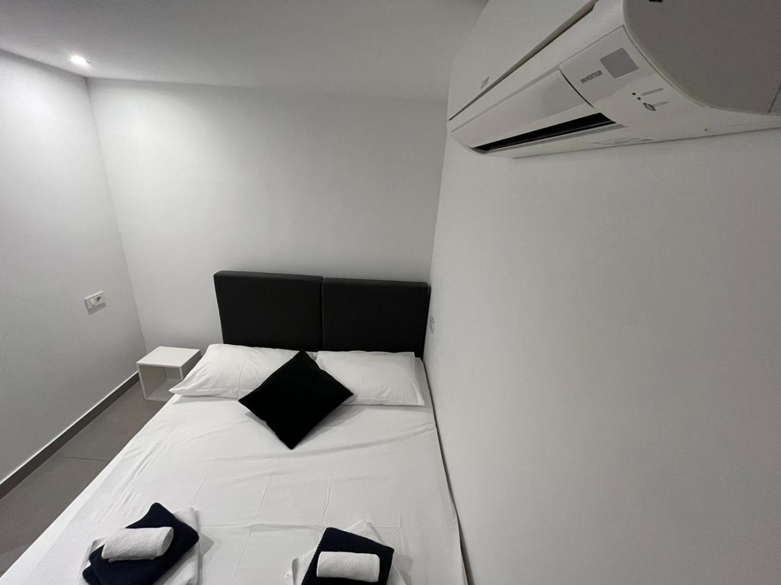 X Boutique Marinac Studio Apartments & Rooms Sibenik Exterior photo